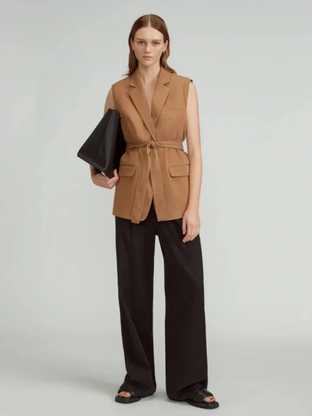 Everlane The Sleeveless Blazer In Buttersmooth